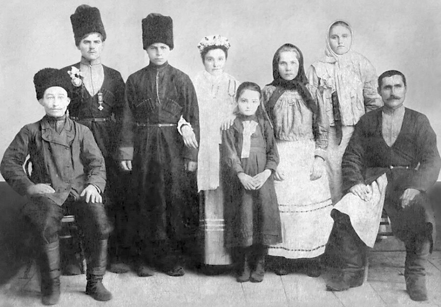 Семья казака. Фото 19-го столетия. 