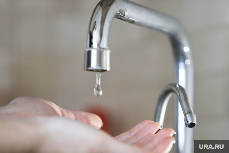    Горячую воду ориентировочно планируют подать 15 сентября