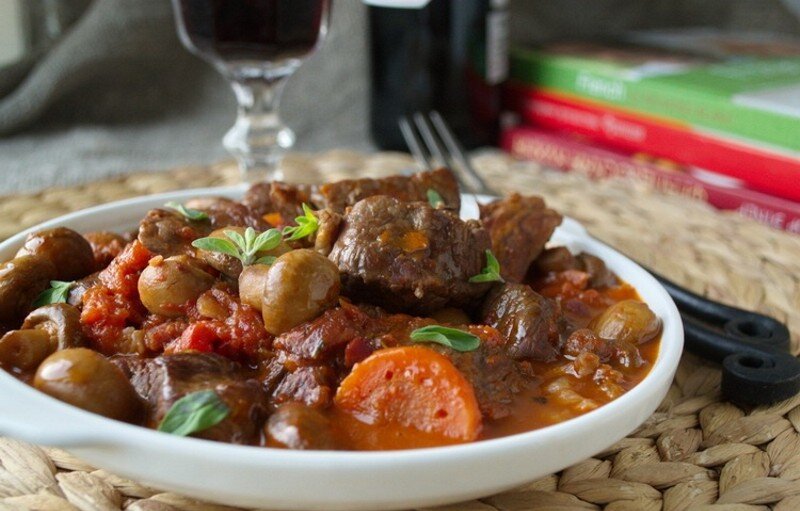 Говядина по-бургунски