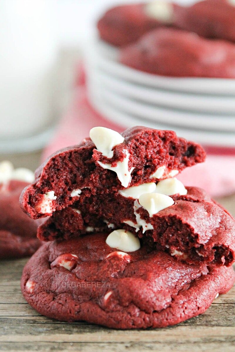 Red Velvet White Chocolate Chip cookies