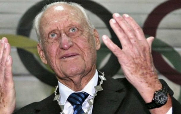 Жоао Авеланж.