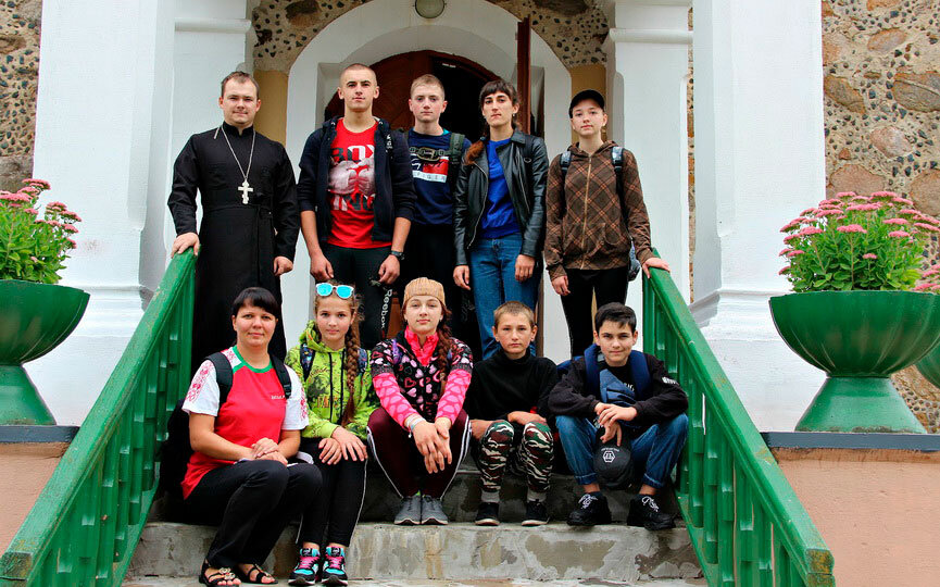 В перечень посещенных храмов вошли: