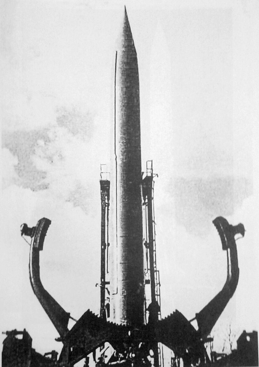 1 августа 1959 года 1-й дивизион заступил на боевое дежурство с четырьмя пусковыми установками баллистических ракет Р-5М. (фото взято с сети)