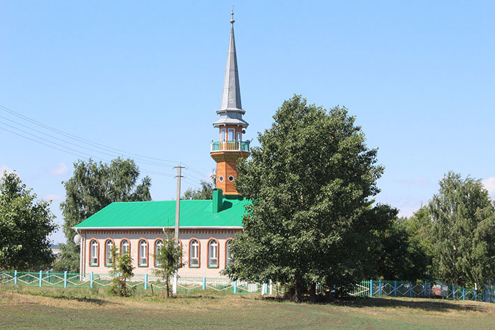 Татарский районный. Мечеть Ембаево. Татарская деревня татар авылы.