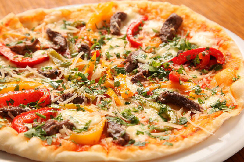 Какое блюдо пицца. Итальянская пицца. Кухня Италии. Национальные блюда Италии. Итальянская кухня пицца.