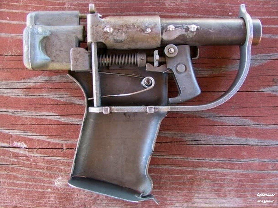 FP-45 Liberator пистолет Второй Мировой войны стоимостью 2.4 доллара . 