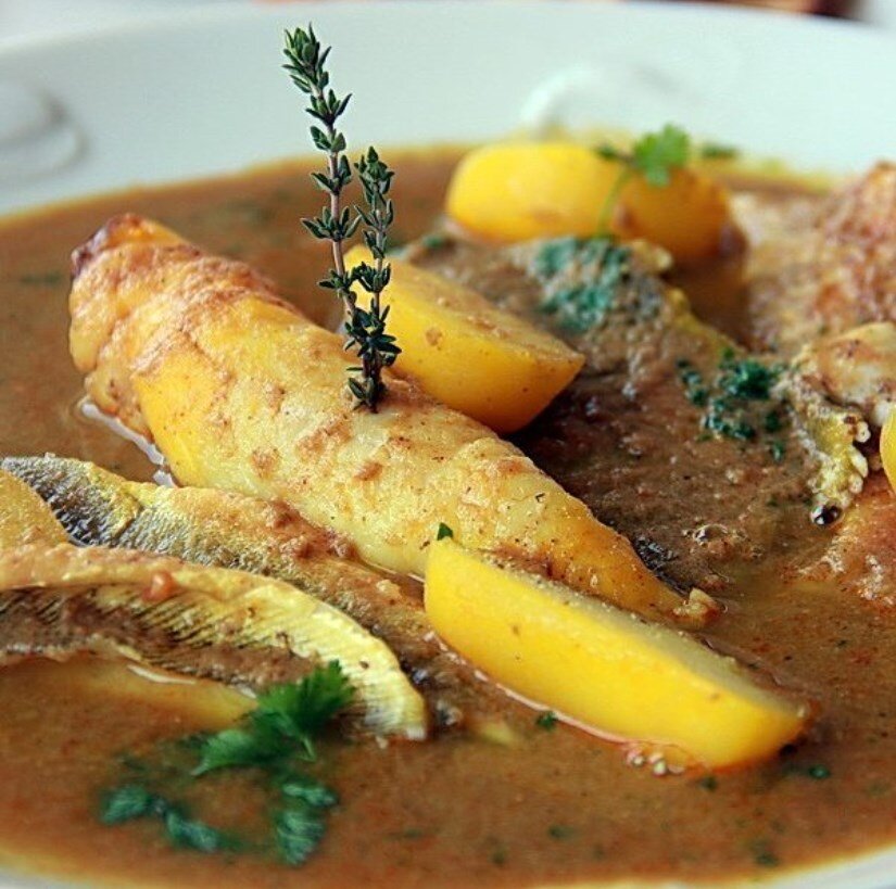 Так буйабес выглядит в марсельском ресторане l`Epuisette (так по-французски называется рыболовный сачок) 