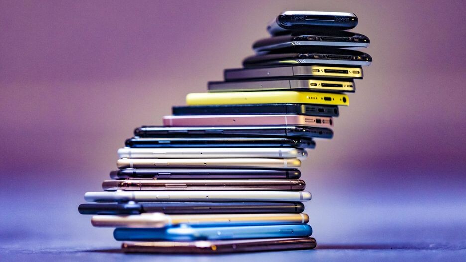 С самого первого iPhone в 2007 году до новейшего iPhone XS в 2018 году ни одна компания не изменила и не определила такие смартфоны, как Apple.
