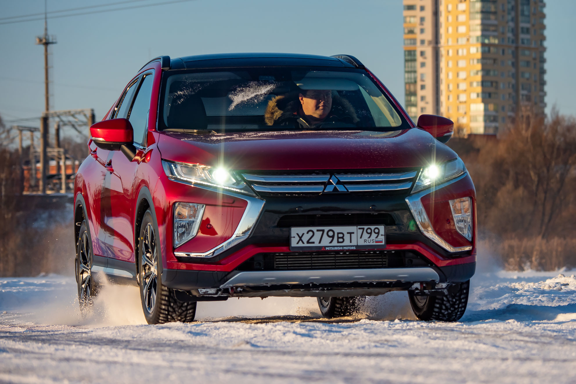 Cross москва. Митсубиси Эклипс кросс 2018. Митсубиси Эклипс кросс 2016. Mitsubishi Eclipse Cross 2018. Mitsubishi Eclipse Cross 17>.