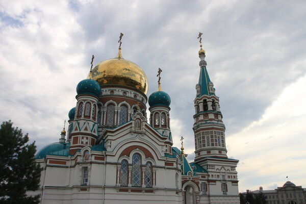 Самые интересные новые храмы России