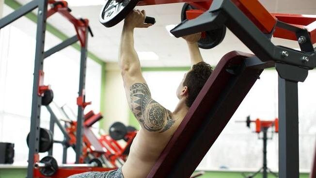 Поставь лайк, подпишись на канал, оставь комментарий, и поделись статьей в социальных сетях. Это поможет в развитии канала.