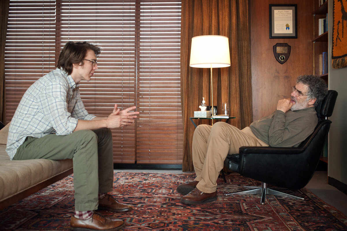 Кэлвин на приеме у доктора Розенталь.