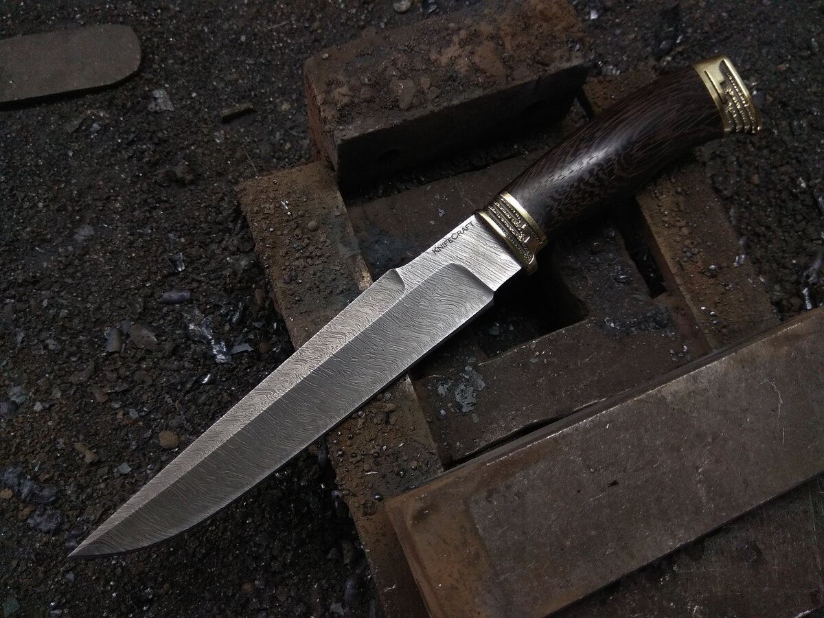 Нож "Сибирь из Дамасской стали более 1000 слоев!