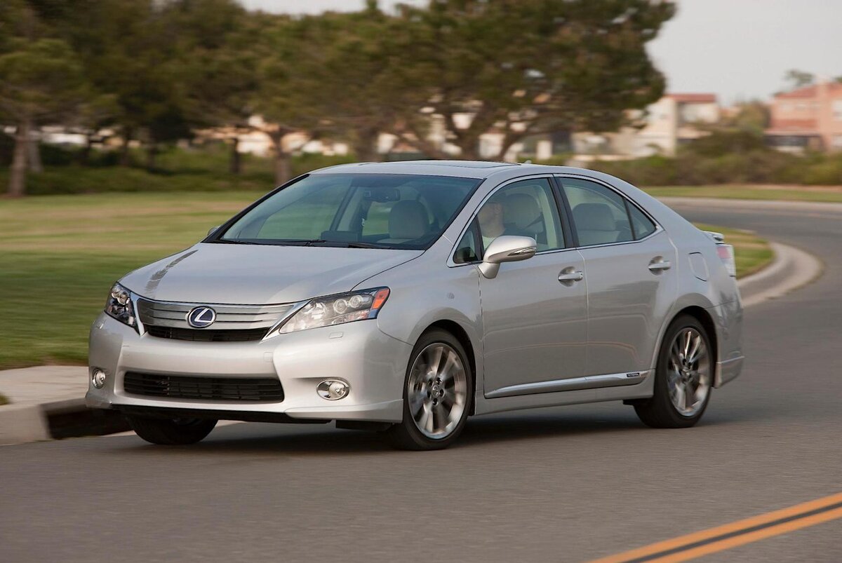 Lexus HS250h