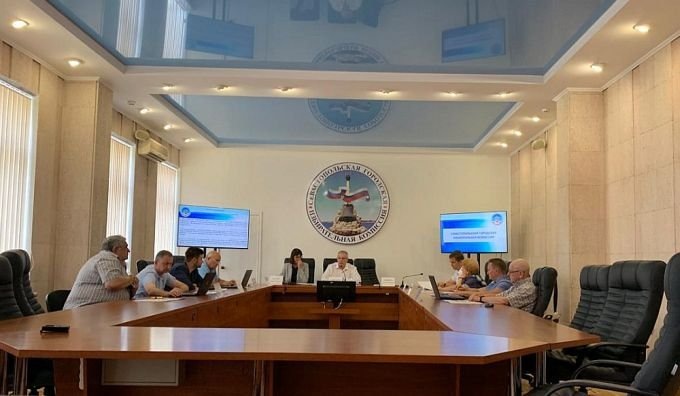 Заседание Севизбиркома. Фото: pbs.twimg.com.