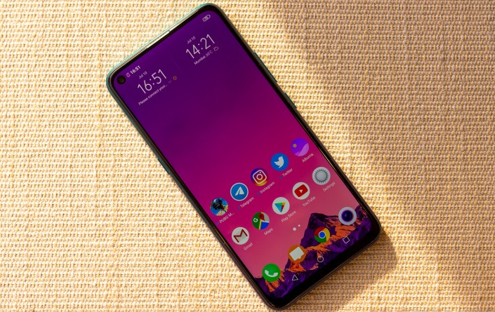 Vivo Z1 Pro, Phone Battle