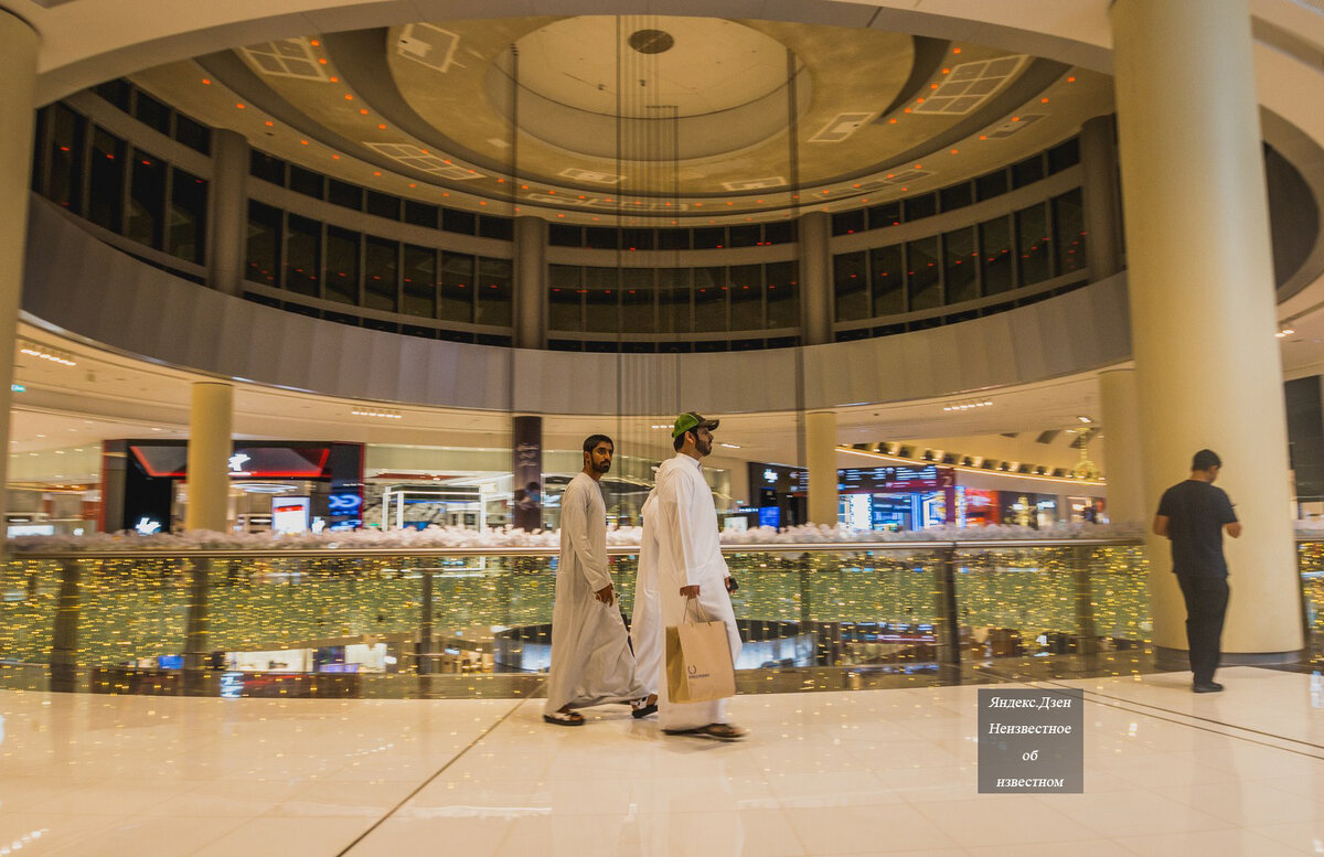 Арабы выпячивают богатство: двойственное впечатление от Дубай Молл