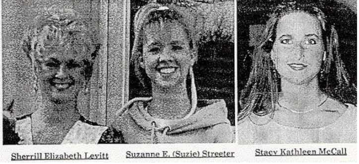 Сьюзен Стритер, ее мать Шерил Элизабет Льюитт и подруга Стейси МакКолл  
