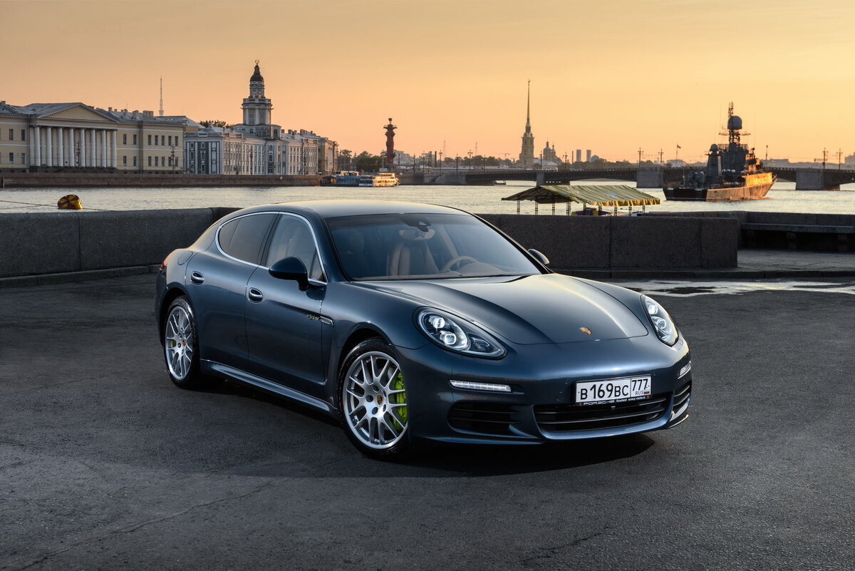 Porsche panamera 4. Порше Панамера. Панамера Порше Панамера. Porsche Panamera 4s i. Порше Панамера 4.