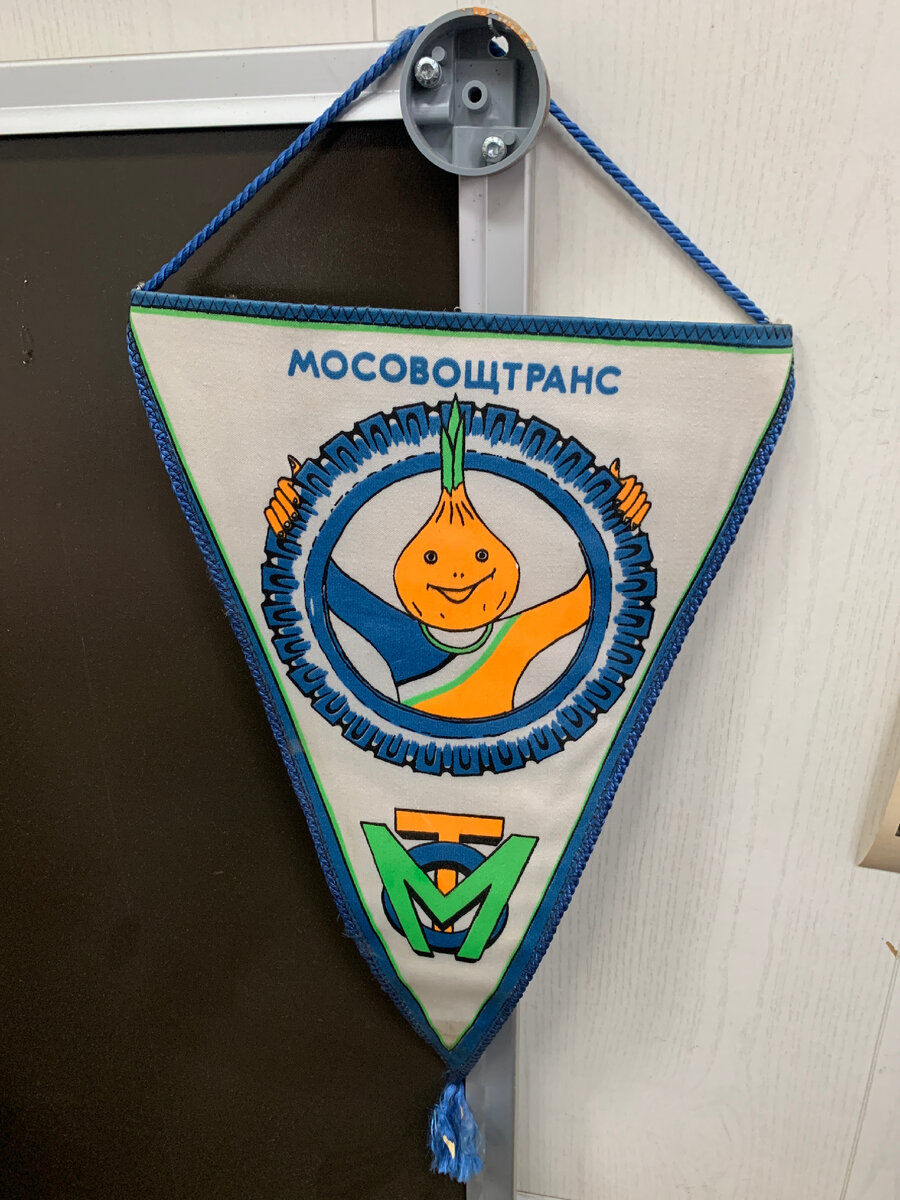 Теперь можно смело тупить в левом ряду ✊