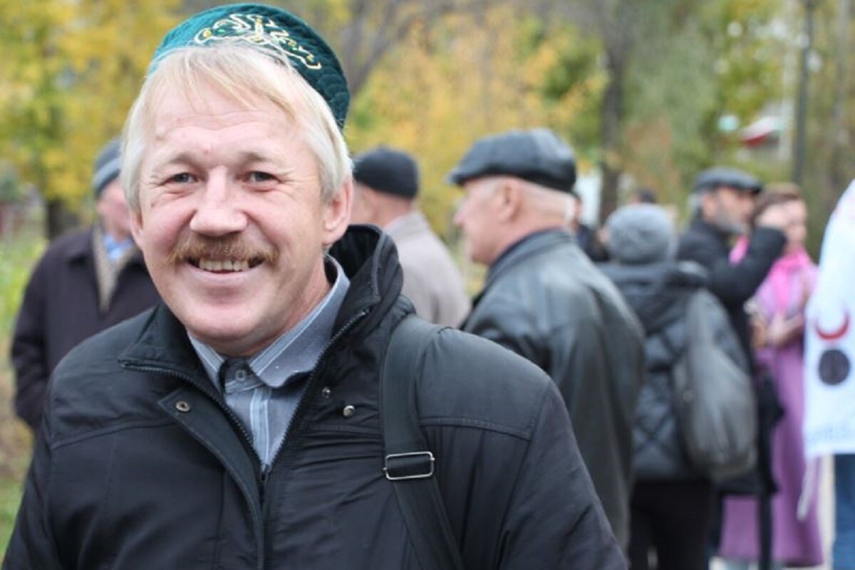 1990 Рамай Юлдаш