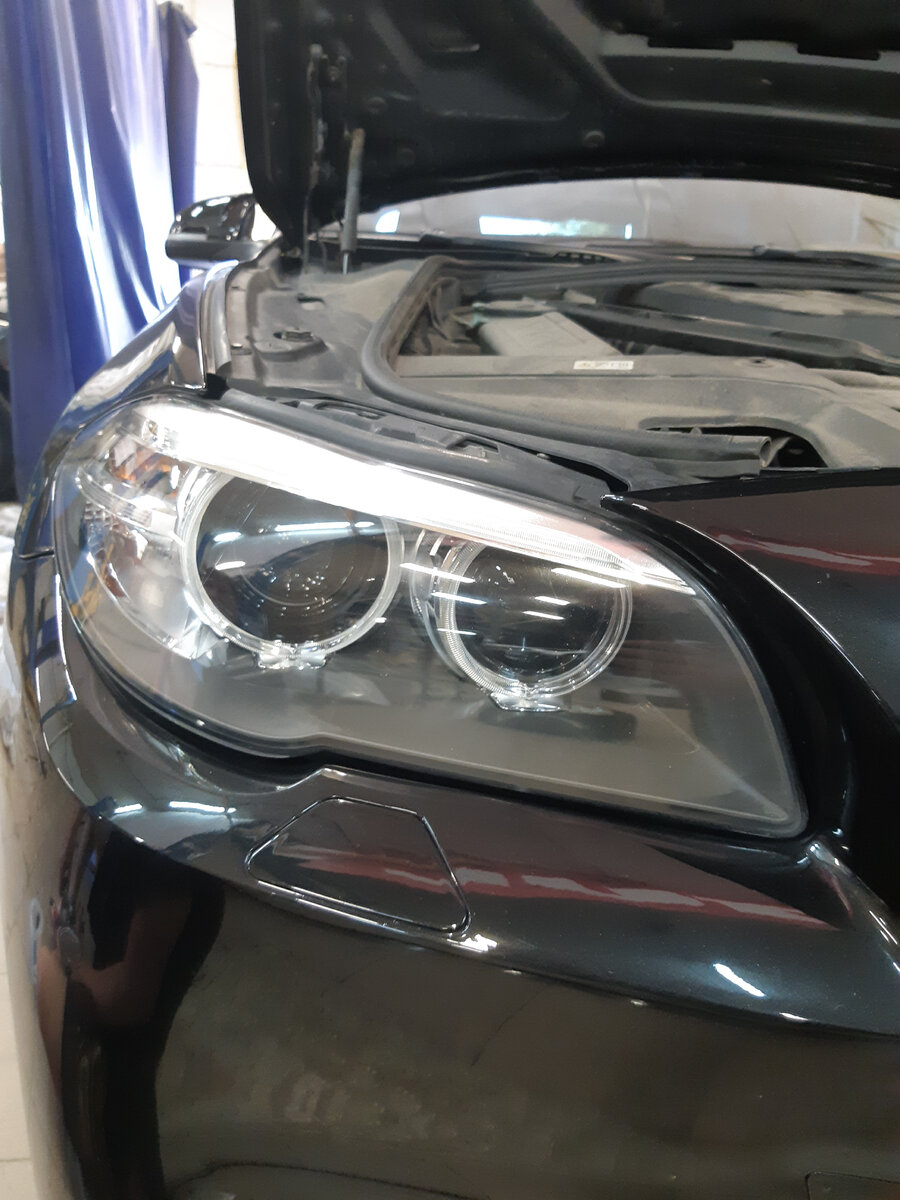 Как снять фару на бмв ф10 BMW F10, F11 ремонт фар с заменой стёкол. КБ АВТО на DRIVE2
