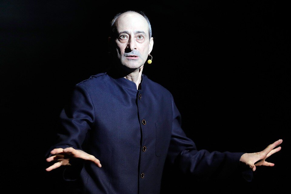    Застуженный артист России Карэн Бадалов. Фото: Михаил Джапаридзе/ТАСС