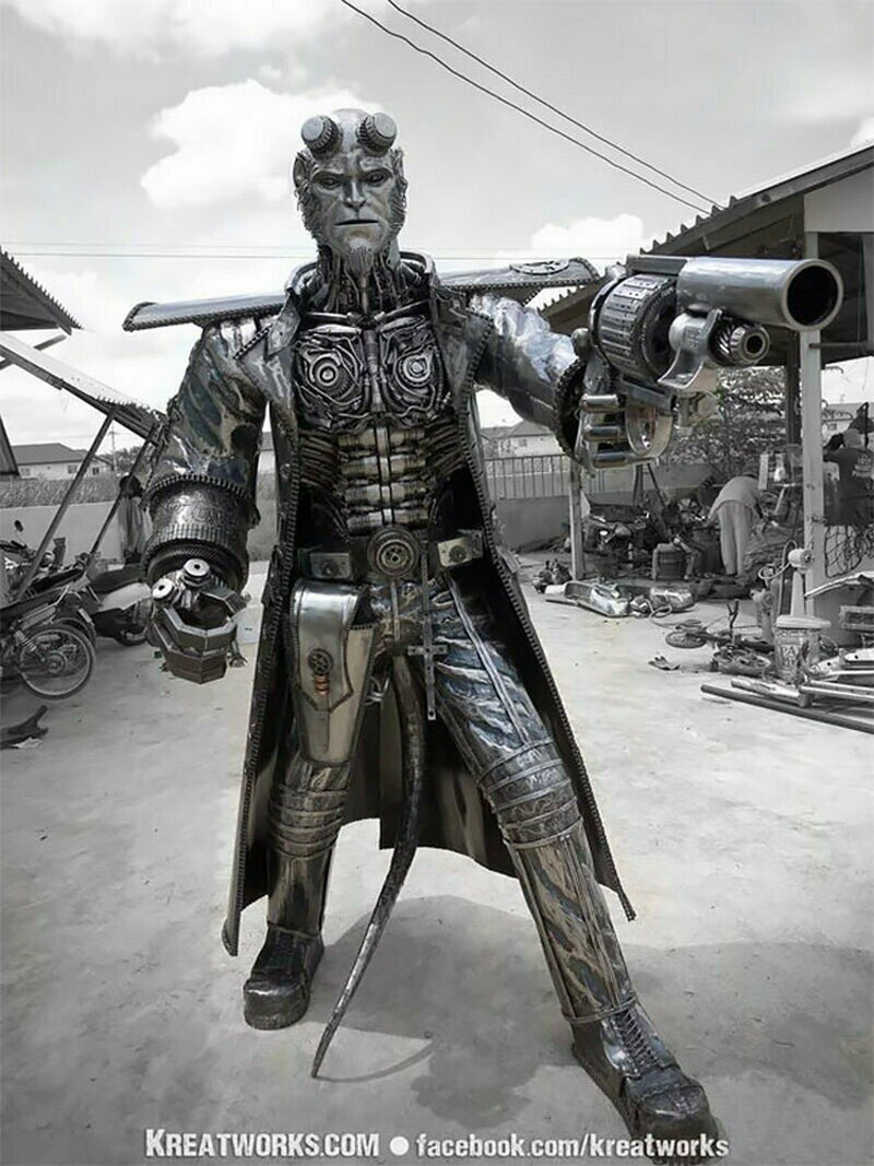    Компания из Таиланда создает фантастических героев из ненужного металлолома