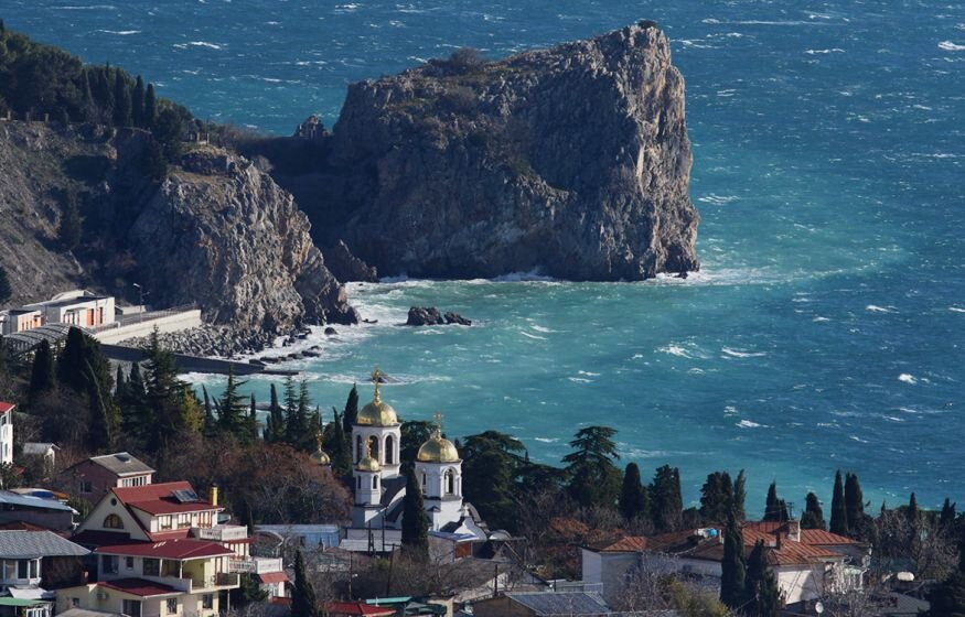    Закон Зеленского о делении Крыма назвали безумием