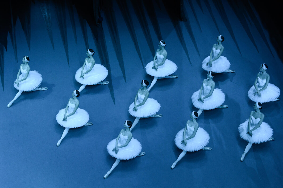 Лебединое озеро большой театр. Балет Лебединое озеро по телевизору в 1991. Балет 2. Балет с 2 лет. Купить билеты на балет лебединое