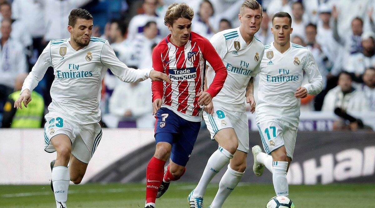 Гризманн теперь главная звезда матча ...