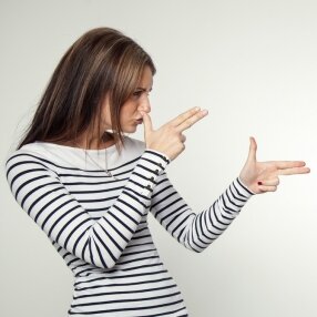 Так бы и перестреляла! За всё!