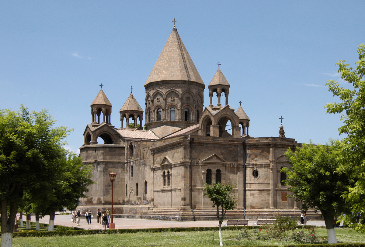 CC BY-SA 3.0 / AREG AMIRKHANIAN / ETCHMIADZIN CATHEDRALЭчмиадзинский монастырь