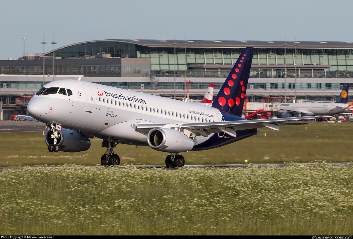 Таким был Superjet 100-95B авиакомпании CityJet в ливрее Brussels Airlines