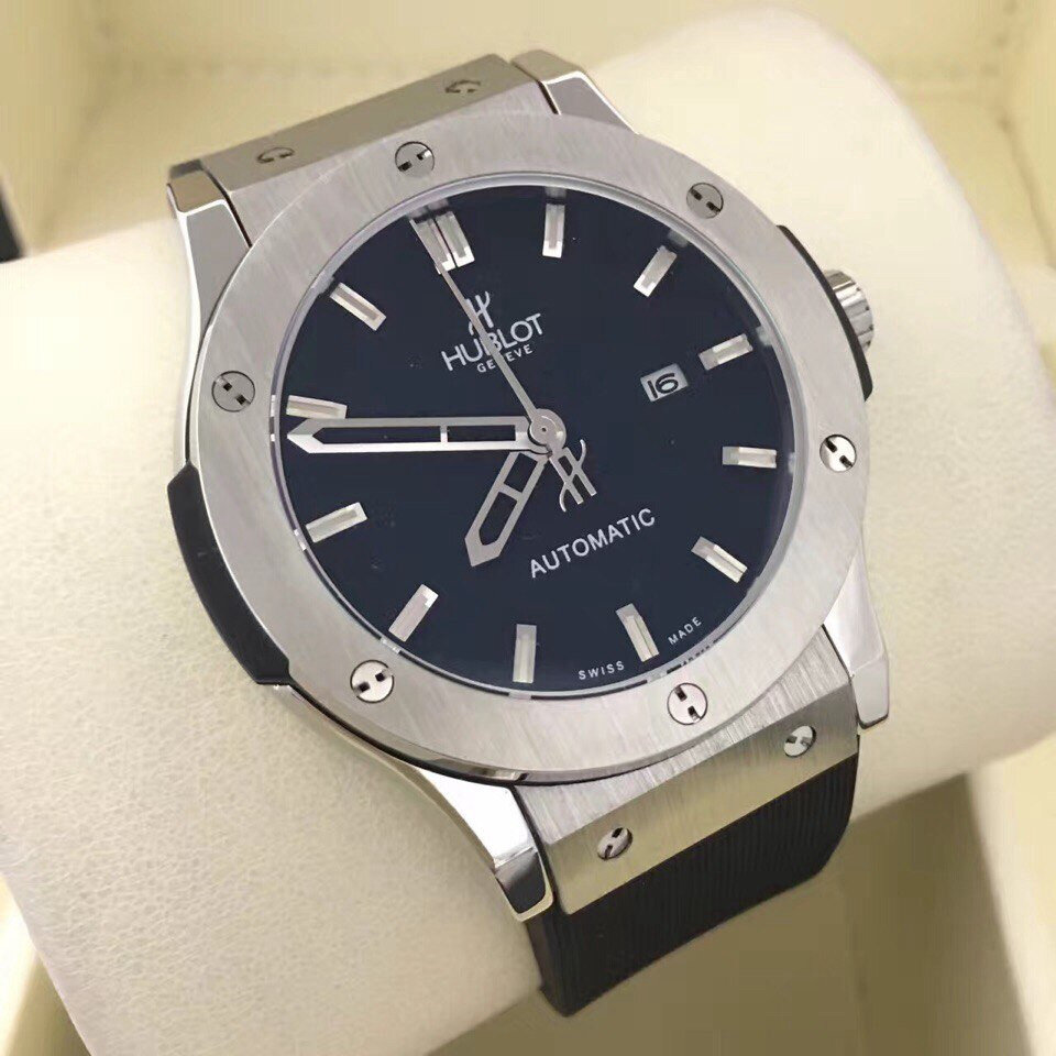 Hublot geneve золотые. Часы hublot classic fusion. Часы hublot classic fusion. Хублот geneve. Hublot geneve 12-501-80.