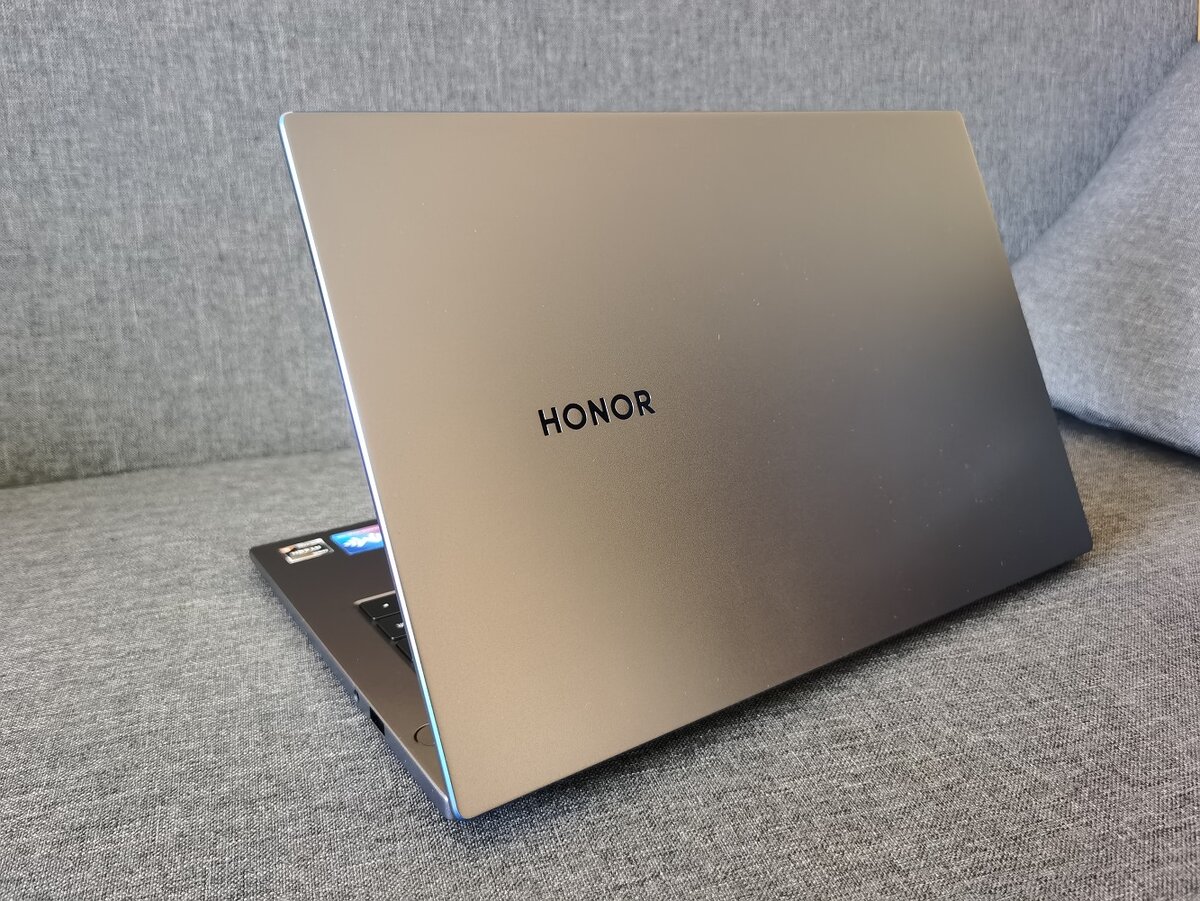 Magicbook 14 хонор. Ноутбук хонор MAGICBOOK 14. Ультрабук Honor MAGICBOOK 14 r5-3500u. Ноутбук Honor MAGICBOOK 14 AMD Ryzen. Ультрабук Honor MAGICBOOK 15.