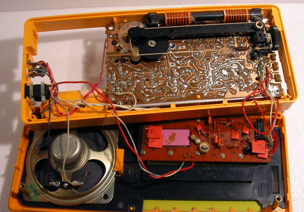 Транзисторный приемник электроника. Радиоприемник электроник. Радиоприемник электроник. Радиоприемник электроника тп 200. Электроника 105 радиоприемник.