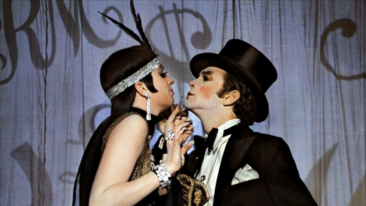 Кадр из фильма "Кабаре", 1972 г.
