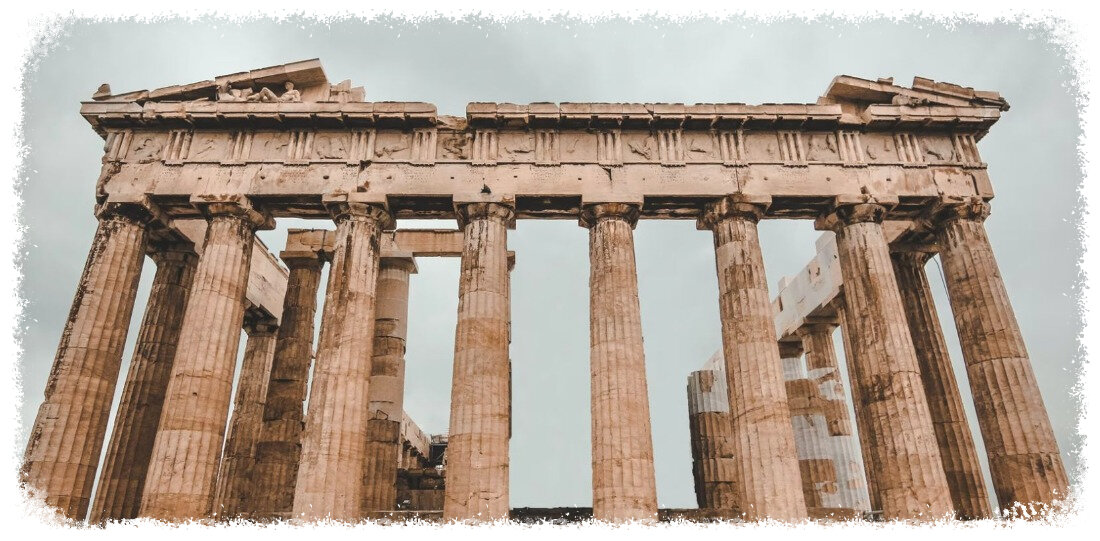 Парфено́н — памятник античной архитектуры, древнегреческий храм, расположенный на афинском Акрополе, главный храм в древних Афинах, посвящённый покровительнице этого города и всей Аттики, богине Афине-Девственнице.