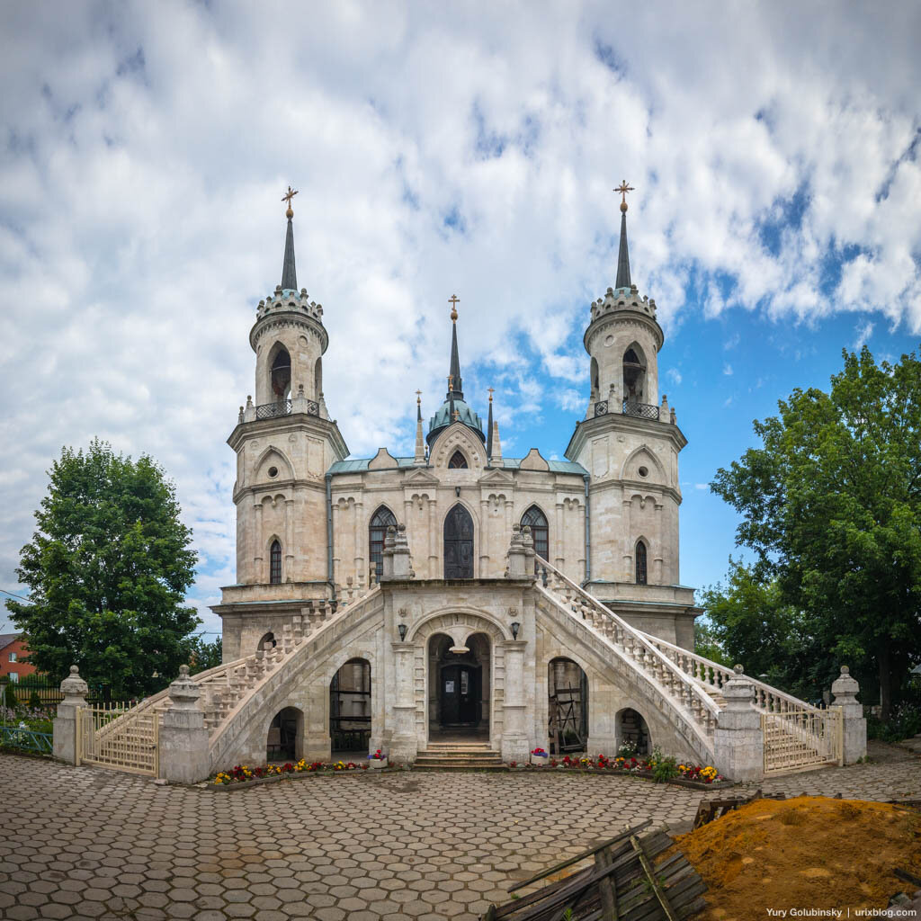 Баженовская Церковь в Быково фото