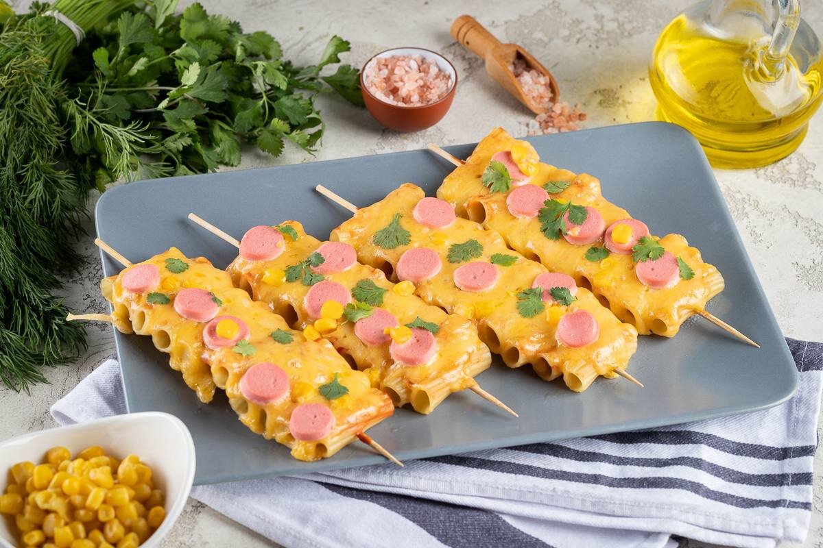 Макароны на шпажках