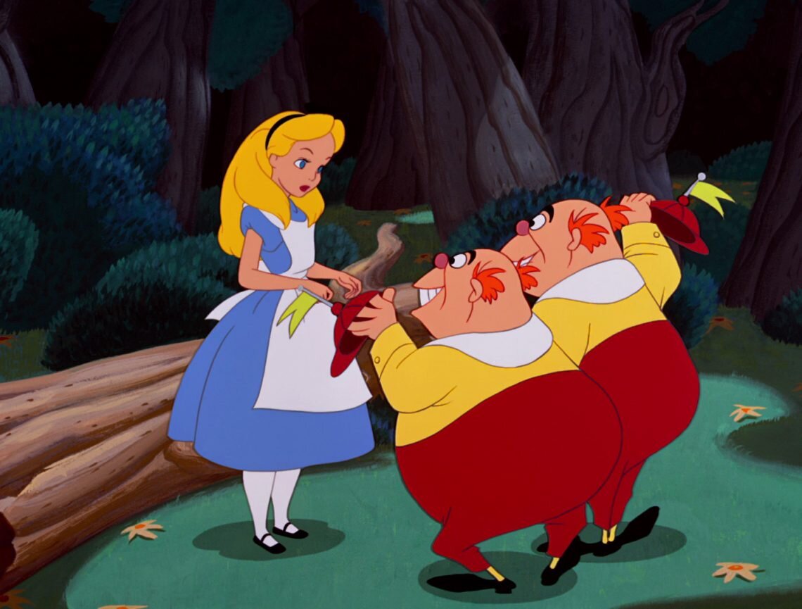 «Алиса в Стране чудес» - мультфильм студии «Уолт Дисней» 1951 года. Оригинал – сказка Льюиса Кэрролла, претендует быть рекордсменом по количеству экранных адаптаций и отсылок в других произведениях.-2
