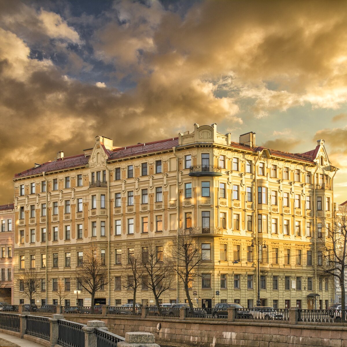 Доходный дом в Санкт-Петербурге