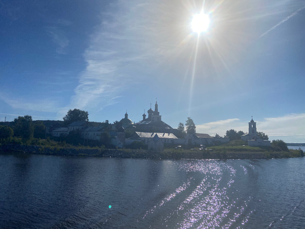 Монастырь в Горицах около пристани | Личное фото