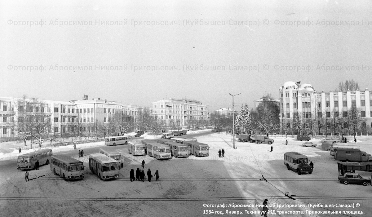 календарь 1984 года. календарь июнь 1984. календарьт1984год. редкие фото советских знаменитостей. январь 1984 год.