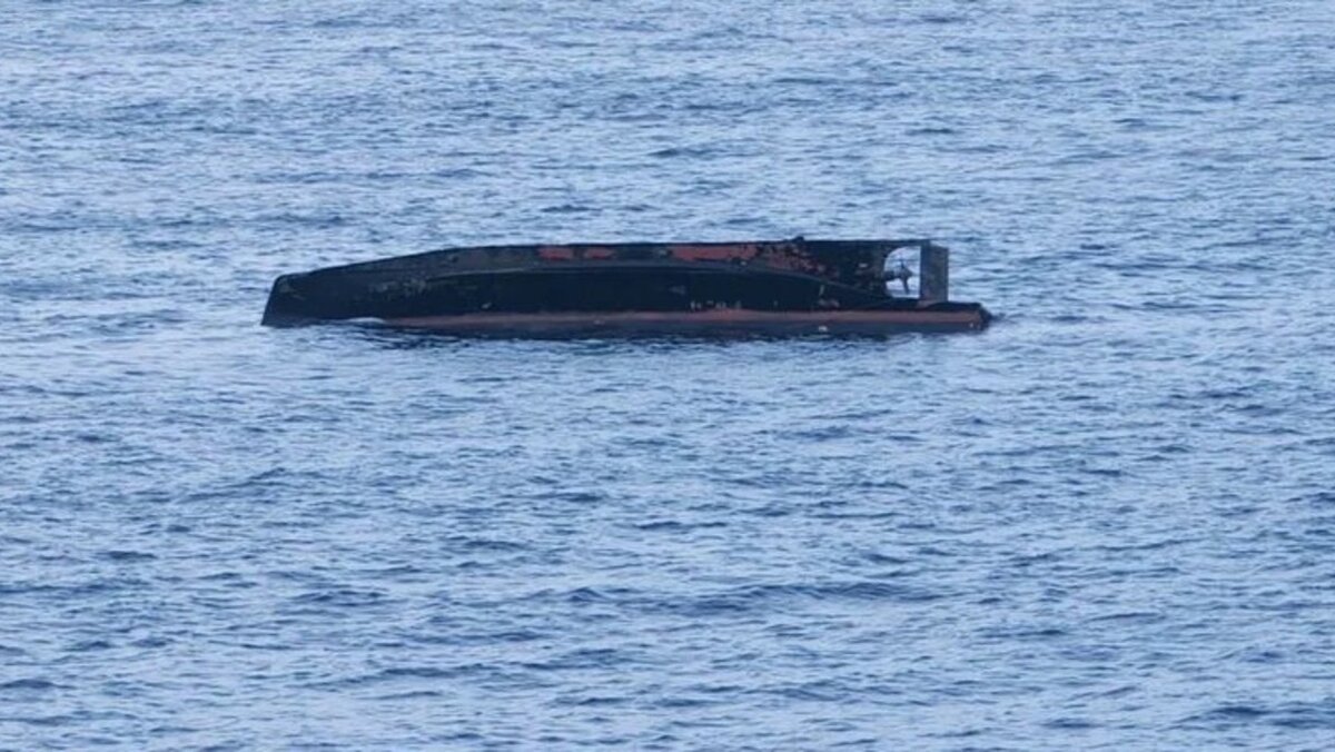     Рыболовное судно опрокинулось и затонуло у берегов Приморья ночью 2 сентября. Восточный межрегиональный СК на транспорте возбудил уголовное дело.