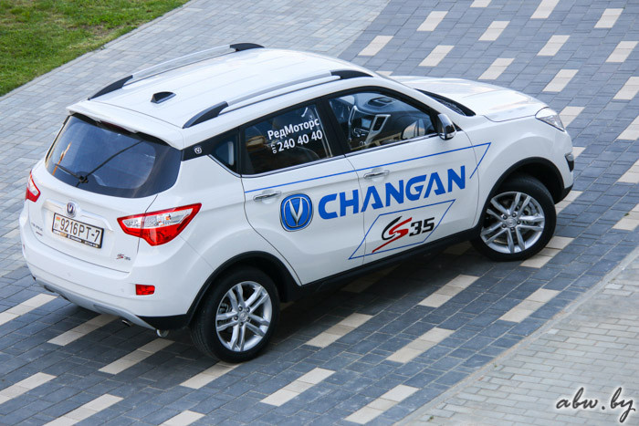 Краткое содержание мнений и отзывов о Changan​ CS35 после двухдневного тест-драйва:
- Это же не… Acura?
- Слушай, ну если не знать, то и не скажешь, что "китаец"!
- Прошу прощения, как вы сказали?-2