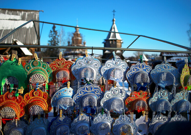 Вариант бюджетного отдыха — экскурсии по Золотому кольцу, например, поездка во Владимиро-Суздальский музей-заповедник © Владимир Смирнов/ТАСС