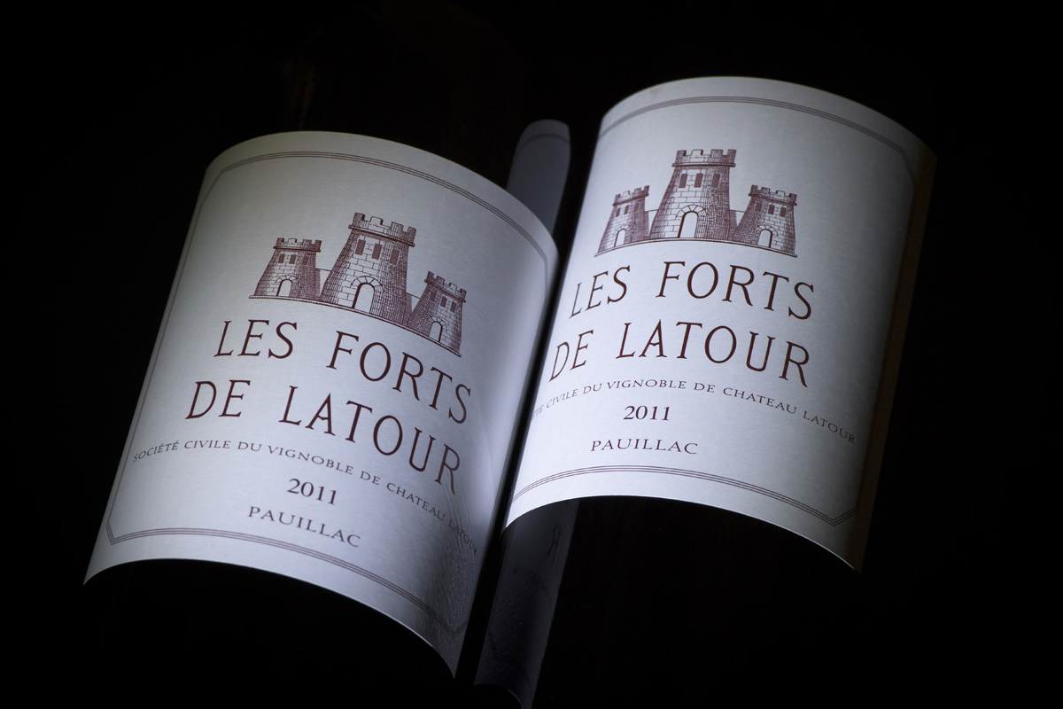 Этикетка импортера. Вин на гранд чероки 2012. Вино cellier des princes. Биодинамическое вино. Вино коллекция винодела.