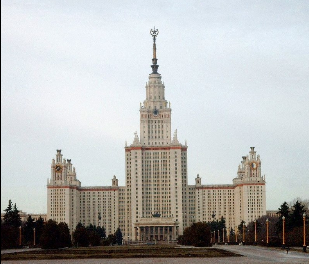 главное здание МГУ